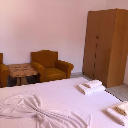 Sotiri Rooms Sarandë Eksteriør billede