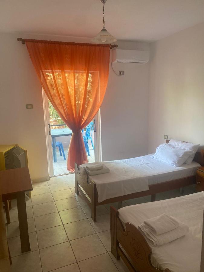 Sotiri Rooms Sarandë Eksteriør billede