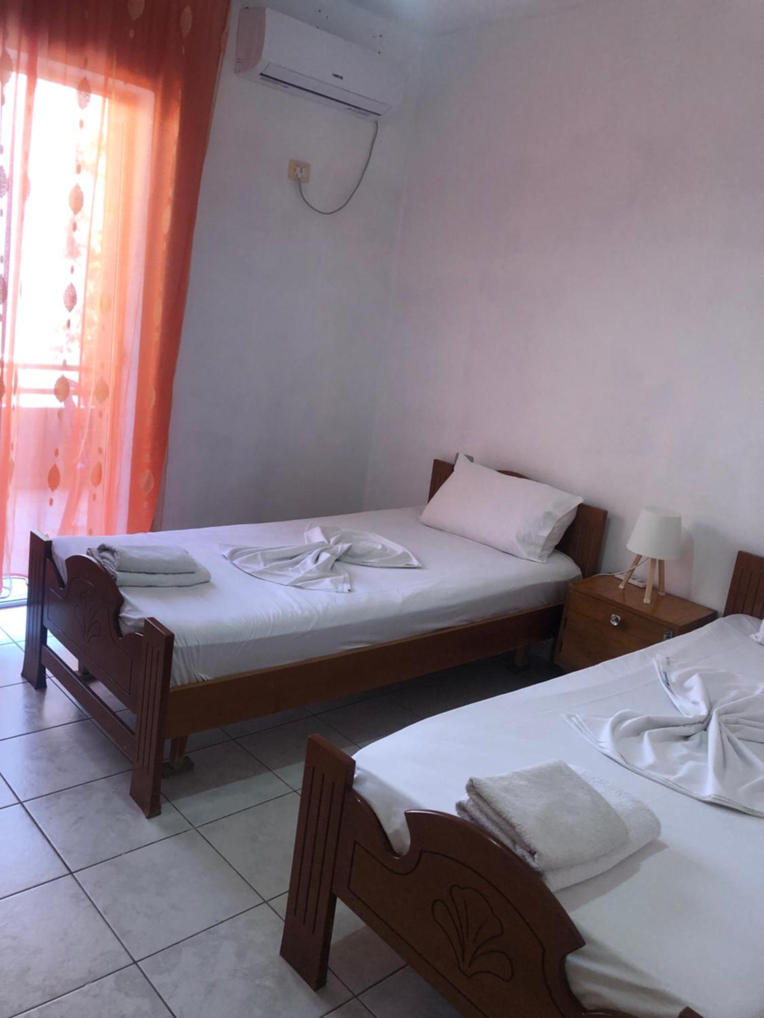 Sotiri Rooms Sarandë Eksteriør billede